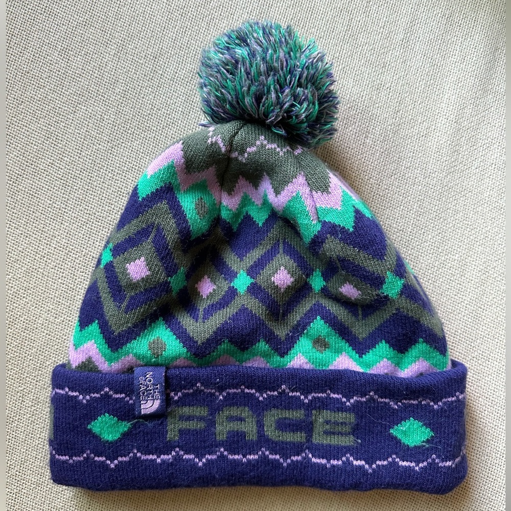 The North Face - Kid’s Beanie - Great condition!